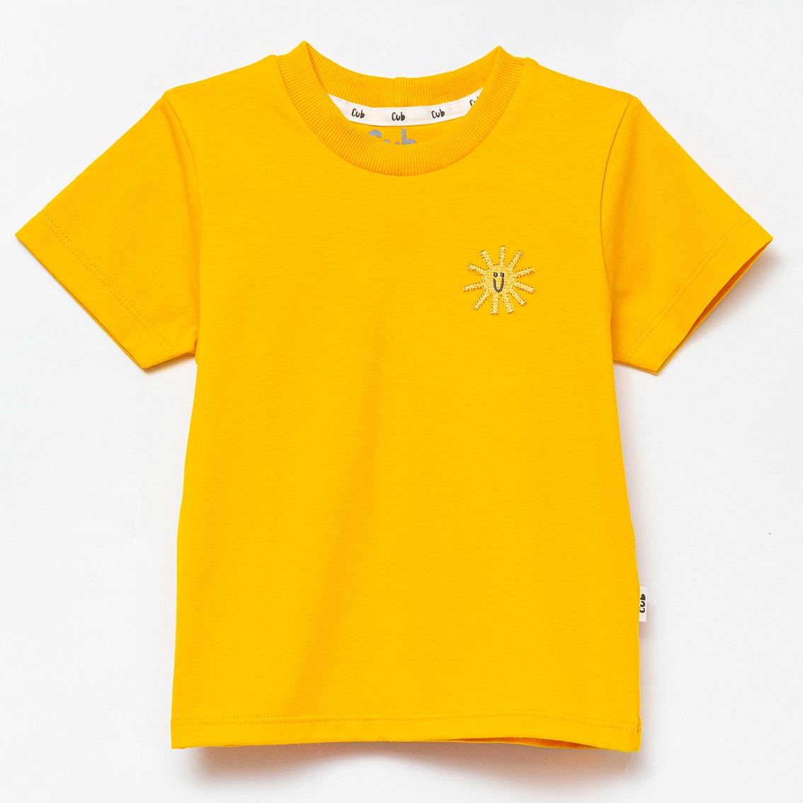 Camiseta Manga Curta Bordado Sol - Amarela