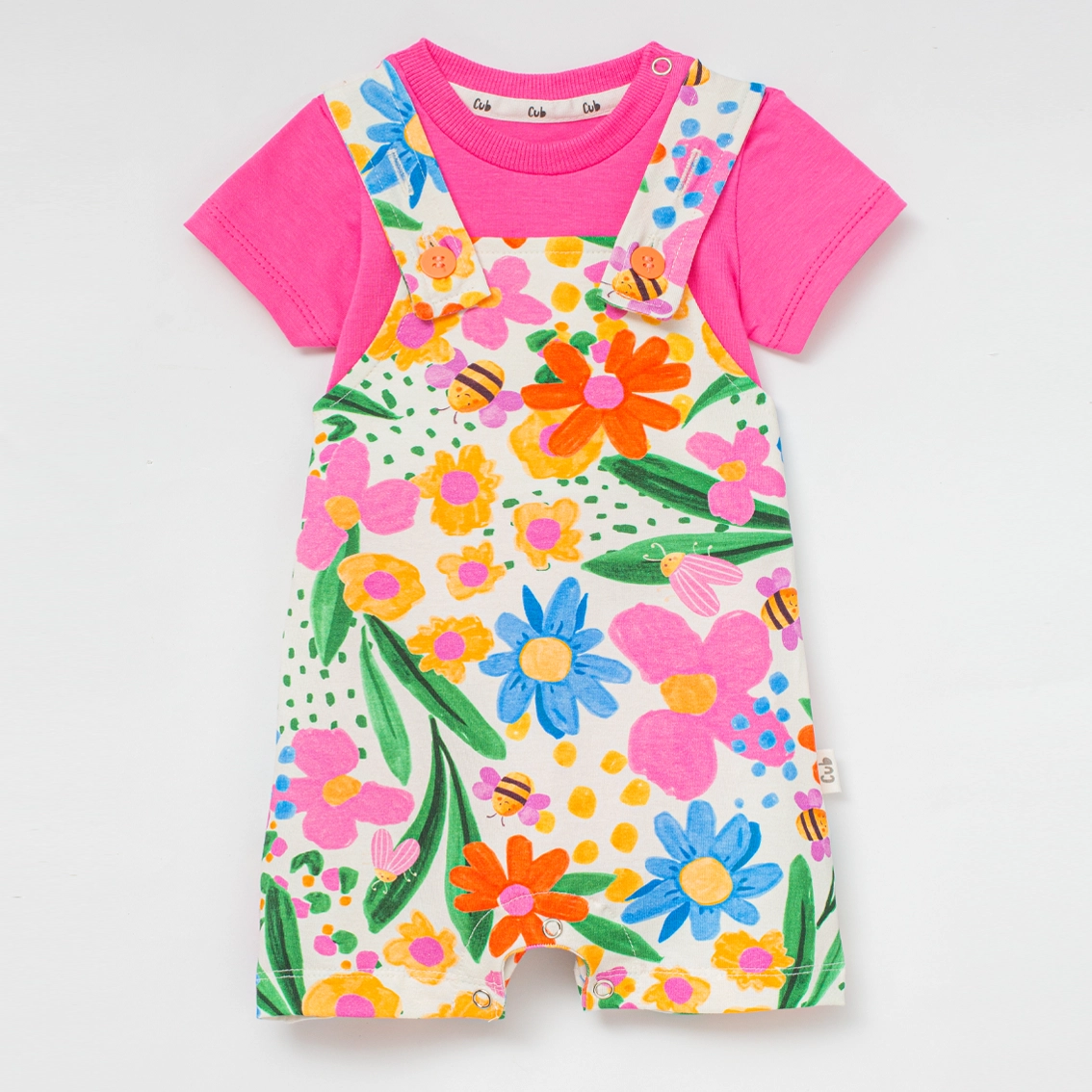 Conjunto Jardineira e Body Manga Curta Estampa Flores